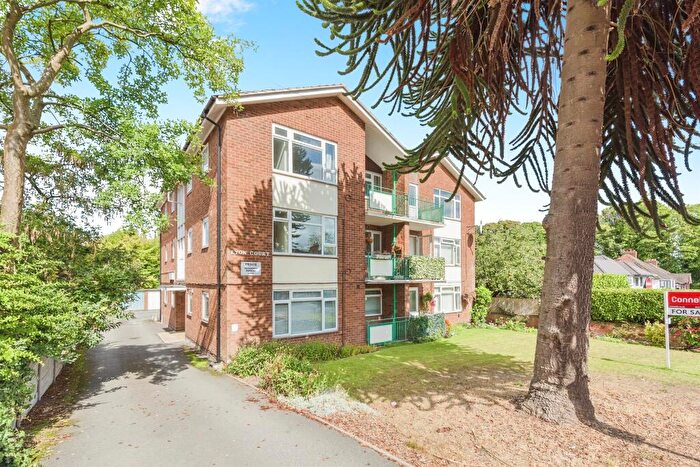 1 Bedroom Flat For Sale In Rectory Road, Sutton Coldfield, B75