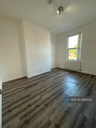 1 Bedroom Flat To Rent In Bank Road, Bootle, L20