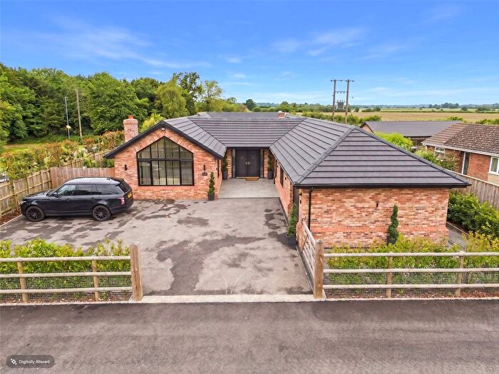 4 Bedroom Bungalow For Sale In Park Lane, Dry Drayton, Cambridgeshire, CB23