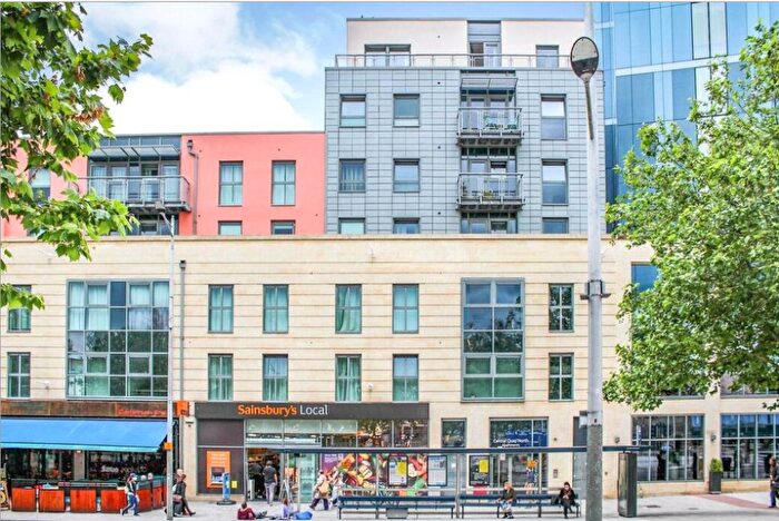 Apartment To Rent In Central Quay North, Broad Quay, BS1