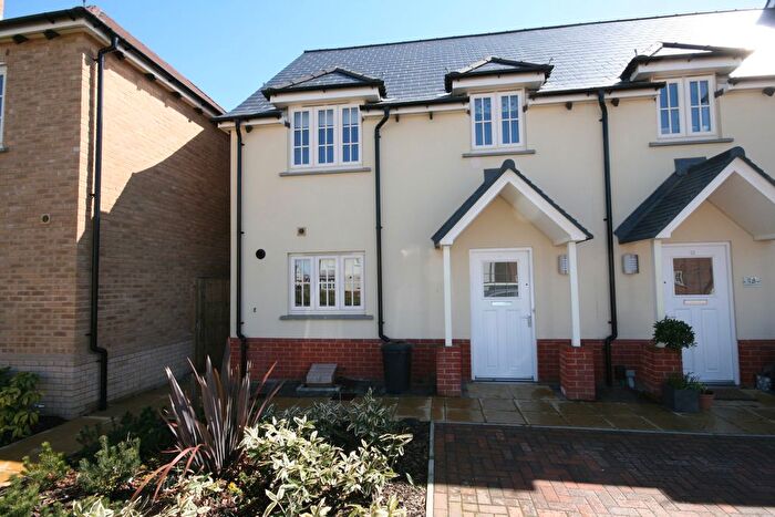3 Bedroom Semi Detached House To Rent In Colchester, CO2