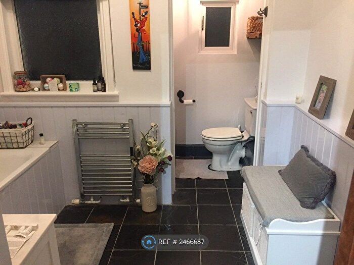 1 Bedroom Maisonette To Rent In Atheldene Road, London, SW18