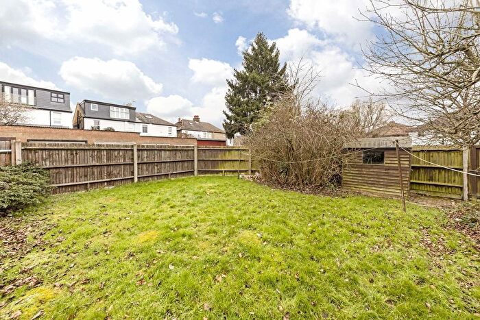 2 Bedroom Flat To Rent In Cavendish Avenue, London, W13
