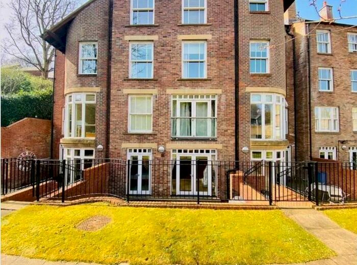 2 Bedroom Apartment To Rent In Sylvan House, Durham, DH1