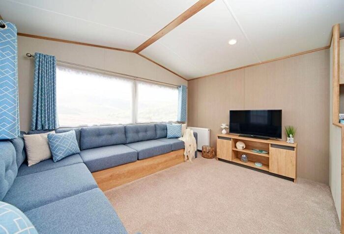 2 Bedroom Caravan For Sale In Hemsby, Great Yarmouth, NR29