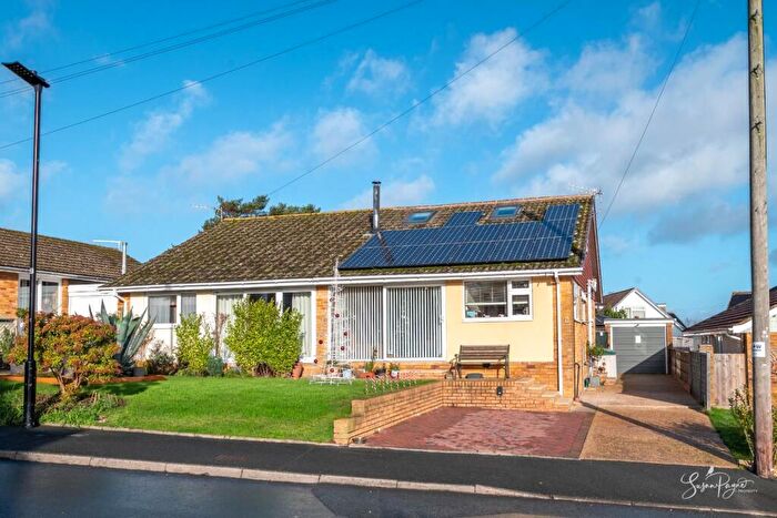 4 Bedroom Semi-Detached Bungalow For Sale In Verwood Drive, Ryde, PO33