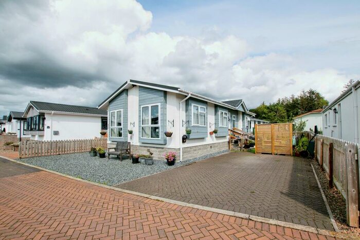 2 Bedroom Detached House For Sale In Burnbank Park, Blairgowrie, Perthshire, PH10