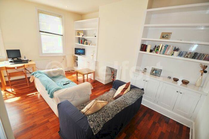 2 Bedroom Flat To Rent In Hillmarton Road, London, N7