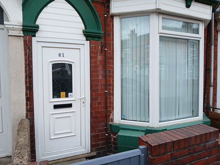 3 Bedroom Terraced House To Rent In West End Avenue, Doncaster, DN5