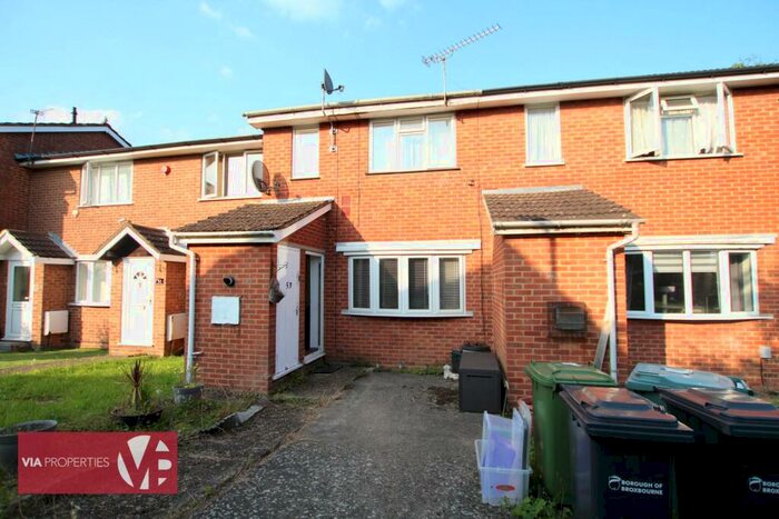 1 Bedroom Maisonette To Rent In Robertson Close, Broxbourne, EN10