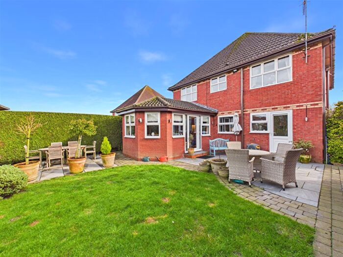 4 Bedroom Detached House For Sale In Forge Place, Skidby, HU16