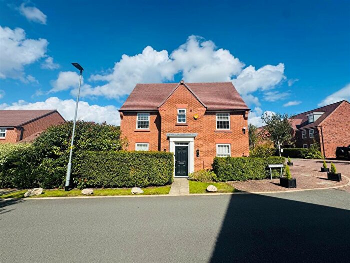 4 Bedroom Detached House For Sale In Tanyard Close, Wilmslow, SK9