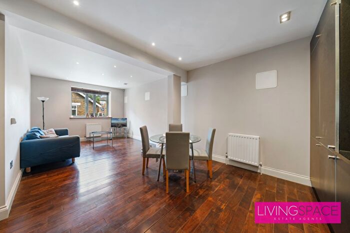 2 Bedroom Flat To Rent In Ferdinand Place, Camden, NW1