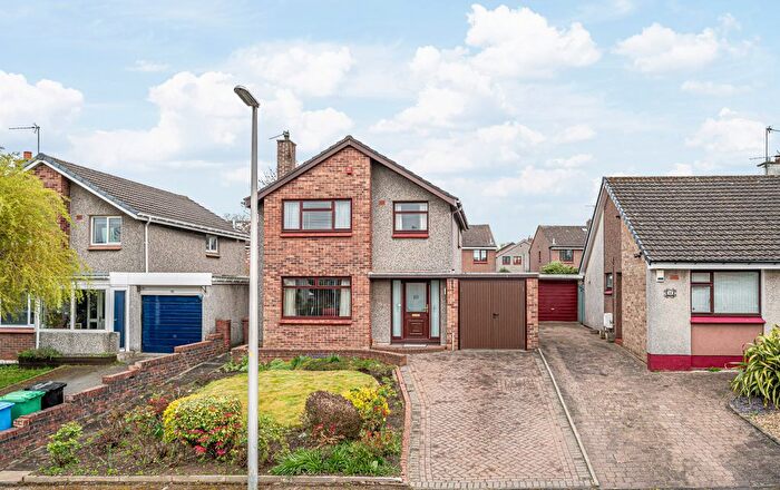 3 Bedroom Detached House For Sale In Heather Grove, Dunfermline, KY11