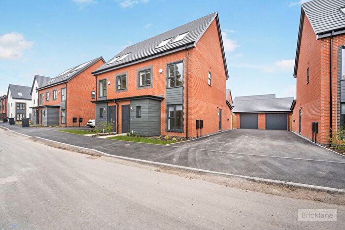 4 Bedroom Property To Rent In Featherstone Road, Shirley, Solihull, B90