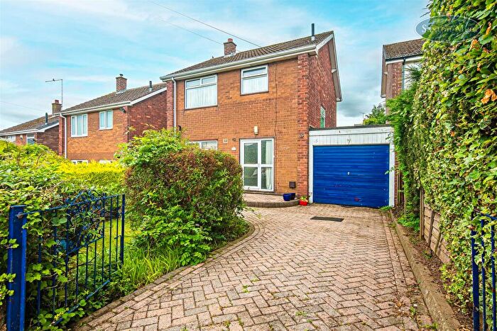 3 Bedroom Detached House For Sale In St. George Road, Deepcar, Sheffield, S36