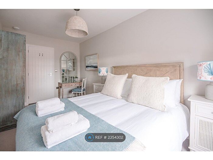 1 Bedroom Flat To Rent In Pebble View, Aldeburgh, IP15