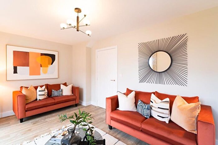 3 Bedroom Detached House For Sale In Luxton Way, Wiveliscombe, Taunton, TA4