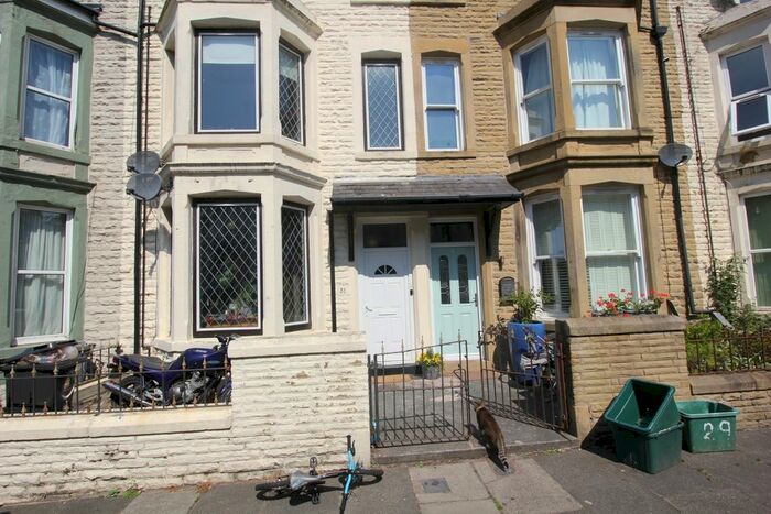 1 Bedroom Flat To Rent In Clarendon Road, Morecambe, LA4