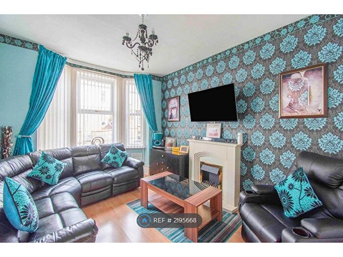 3 Bedroom Terraced House To Rent In Victoria Road, Doncaster, DN4