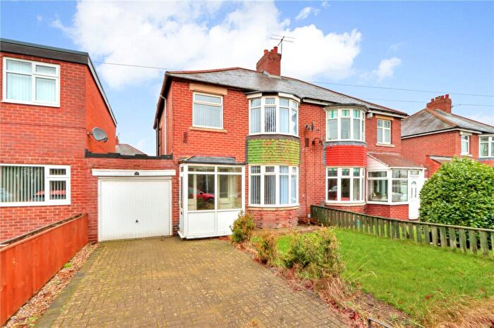 3 Bedroom Semi Detached House To Rent In Westlands, West Denton, Newcastle Upon Tyne, Tyne And Wear, NE5