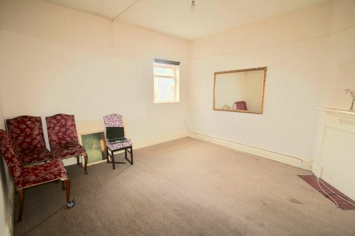 2 Bedroom Flat To Rent In Normanton Road, Derby, DE23