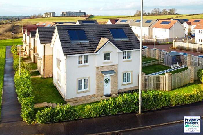 3 Bedroom End Of Terrace House For Sale In Montrose Place, Kilmarnock, KA1