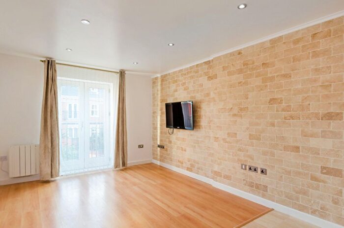 1 Bedroom Flat For Sale In Centurion Square, Skeldergate, York, YO1
