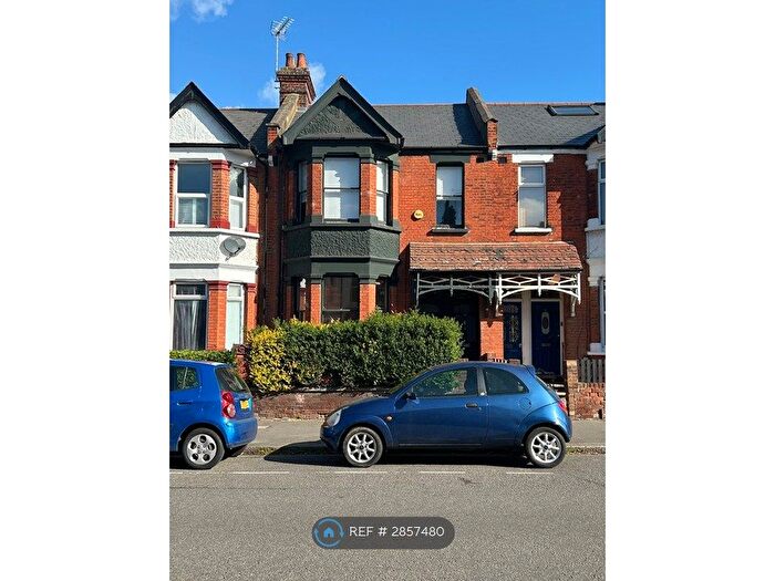 2 Bedroom Flat To Rent In Palermo Road, London, NW10