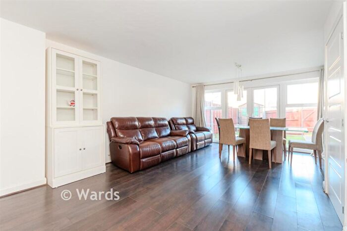 4 Bedroom Terraced House For Sale In Perrin Road, Dartford, Kent, DA1