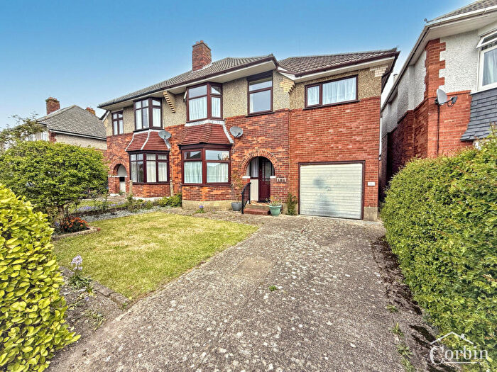 4 Bedroom Semi-Detached House For Sale In Mossley Avenue, Poole, BH12