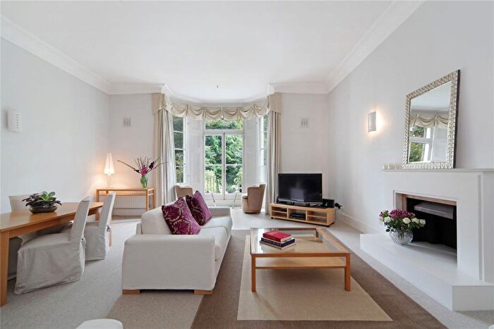 2 Bedroom Flat To Rent In Alexa Court, London, W8