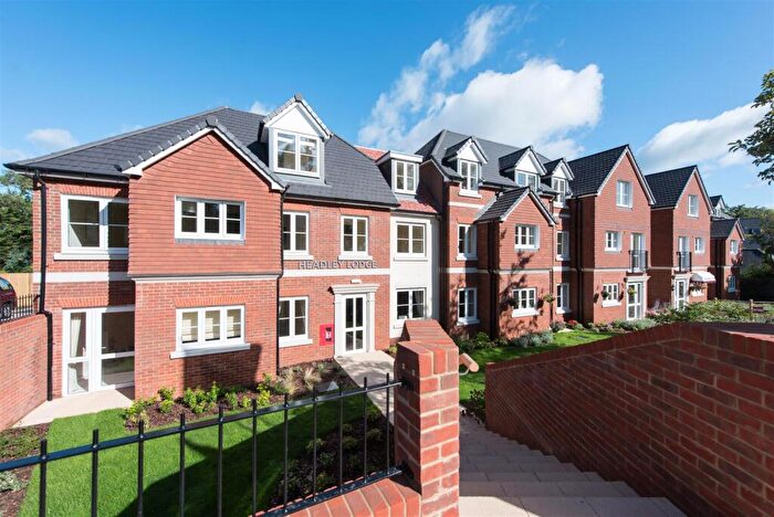 2 Bedroom Retirement Property For Sale In Leatherhead Road, Ashtead, KT21