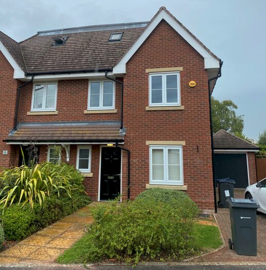 5 Bedroom House To Rent In Royal Park Close, Sutton Coldfield, B74