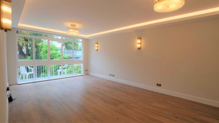 2 Bedroom Apartment To Rent In Greville Place, St Johns Wood, NW6