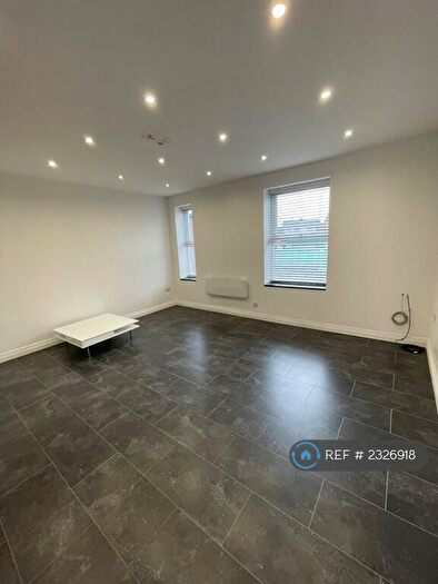 1 Bedroom Flat To Rent In Bury Old Road, Prestwich, M45