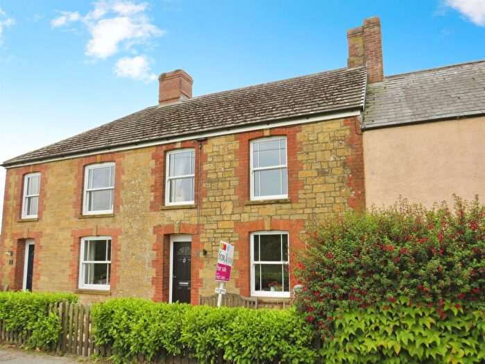 3 Bedroom Terraced House For Sale In Cathole Bridge Road, Crewkerne, TA18