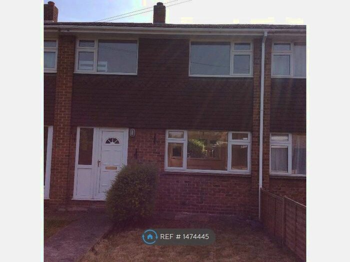 3 Bedroom Terraced House To Rent In Powell Close, Aylesford, ME20