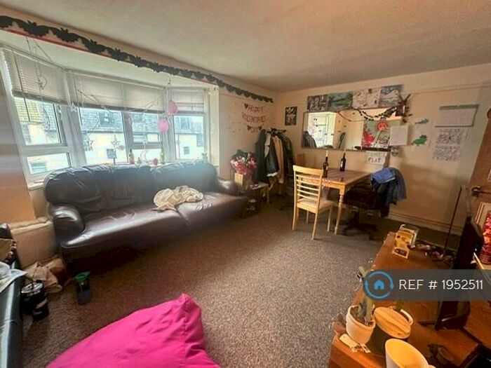 4 Bedroom Flat To Rent In Westmount, Brighton, BN2