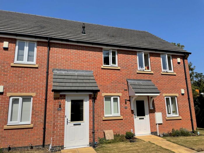 2 Bedroom Flat To Rent In Wicket Close, Loughborough, LE11