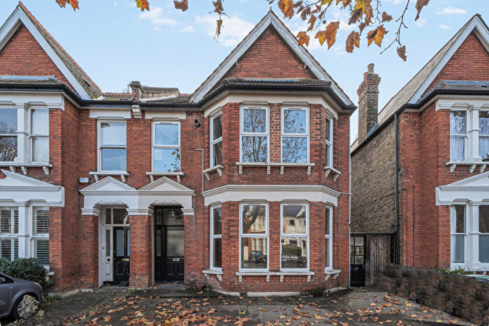 1 Bedroom Apartment For Sale In Inchmery Road, London, SE6