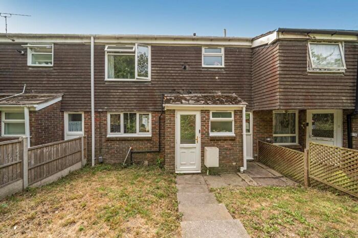3 Bedroom Terraced House For Sale In Rosebay Court, Waterlooville, PO7