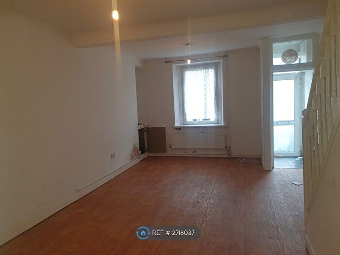 2 Bedroom Terraced House To Rent In Neath Road, Plasmarl, Swansea, SA6