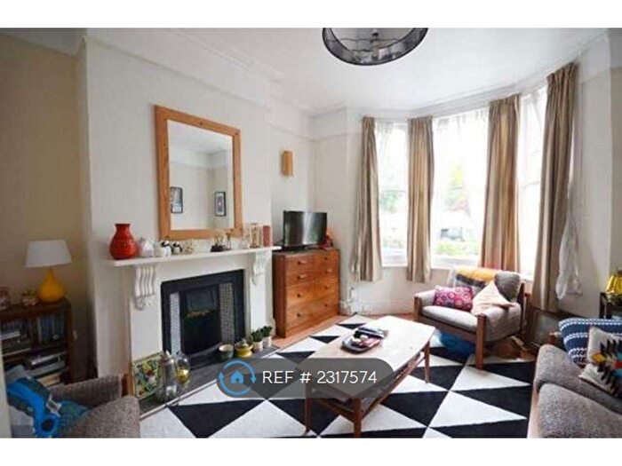 1 Bedroom Flat To Rent In Ondine Road, London, SE15