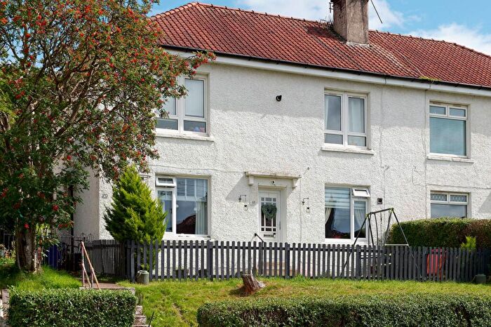 2 Bedroom Flat For Sale In Blairdardie Road, Knightswood, Glasgow, G13