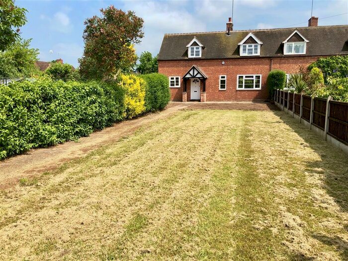 2 Bedroom House To Rent In Hanstone Road, Stourport-On-Severn, DY13