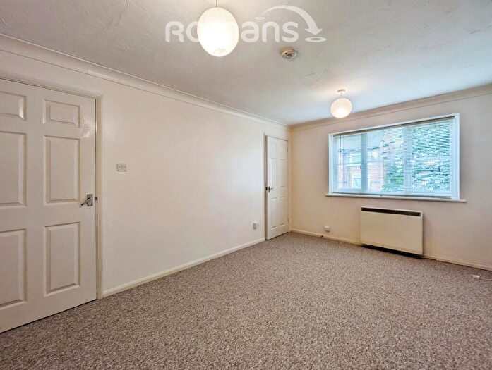 1 Bedroom Apartment To Rent In Dilwyn Court, High Wycombe, HP12