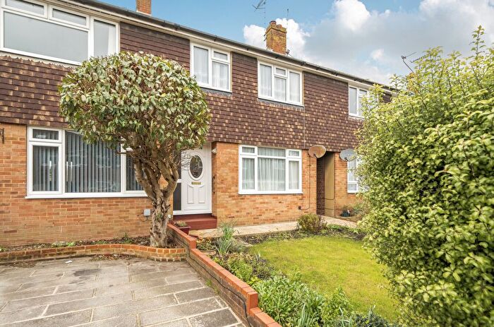 3 Bedroom Terraced House For Sale In Hamilton Close, Worthing, West Sussex, BN14