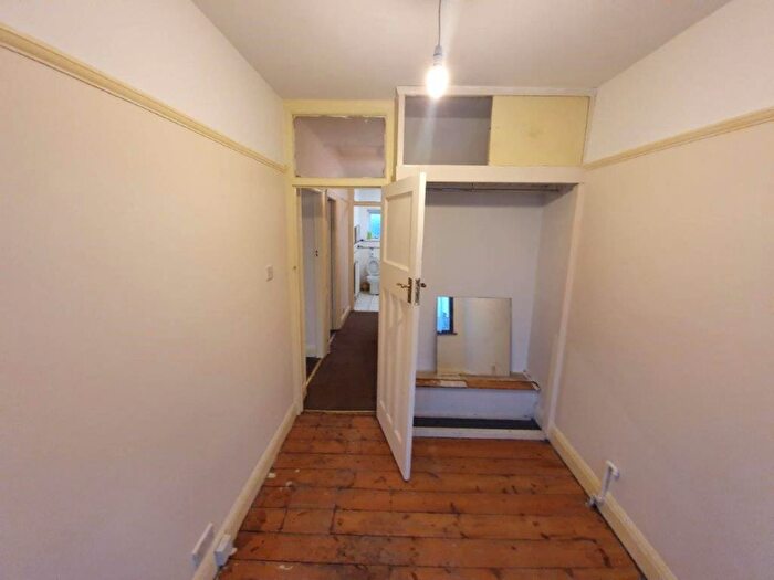 3 Bedroom Terraced House For Sale In Victor Villas, London, N9