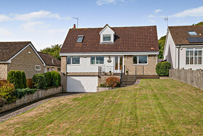 4 Bedroom Detached House For Sale In Hill Lane, Bristol, BS20